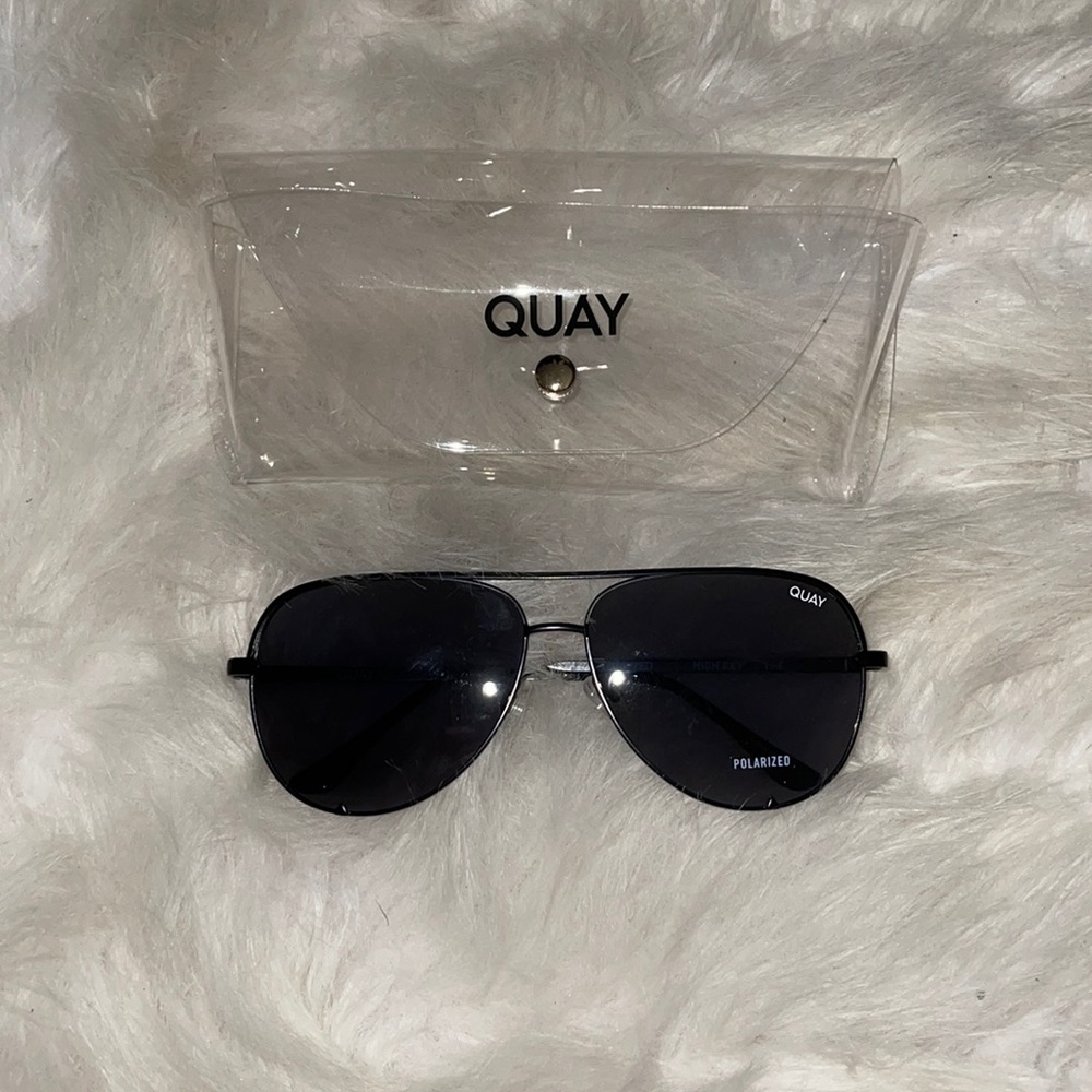 NWOT Quay High Key Polarized Sunglasses All Black